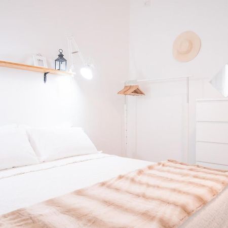 Minimalist Chic A Villanova 3Bdr - 2Bth - Wifi Cagliari Exterior foto
